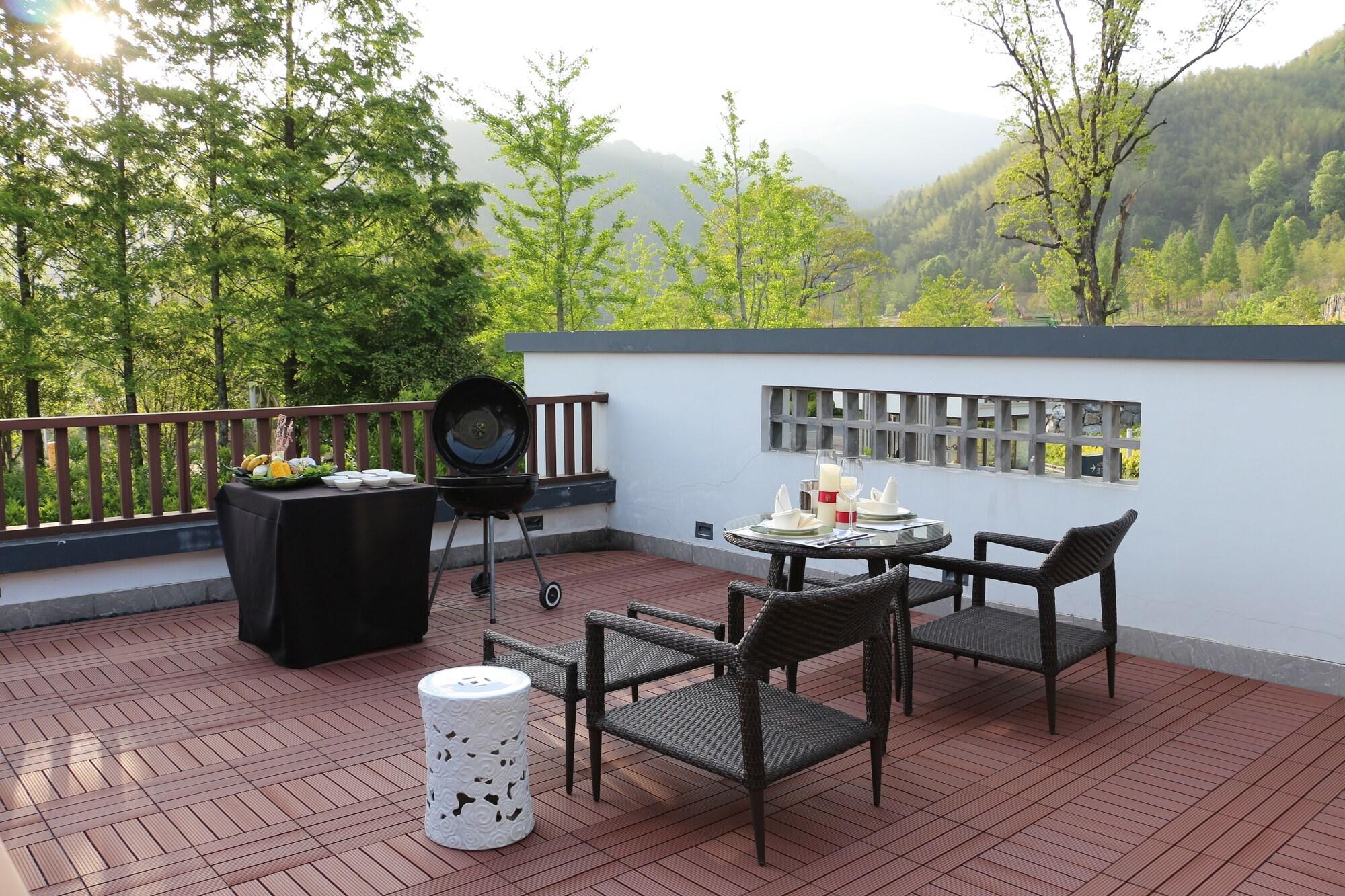 Banyan Tree Hotel Huangshan-The Ancient Charm Of Huizhou, A Paradise Exterior photo