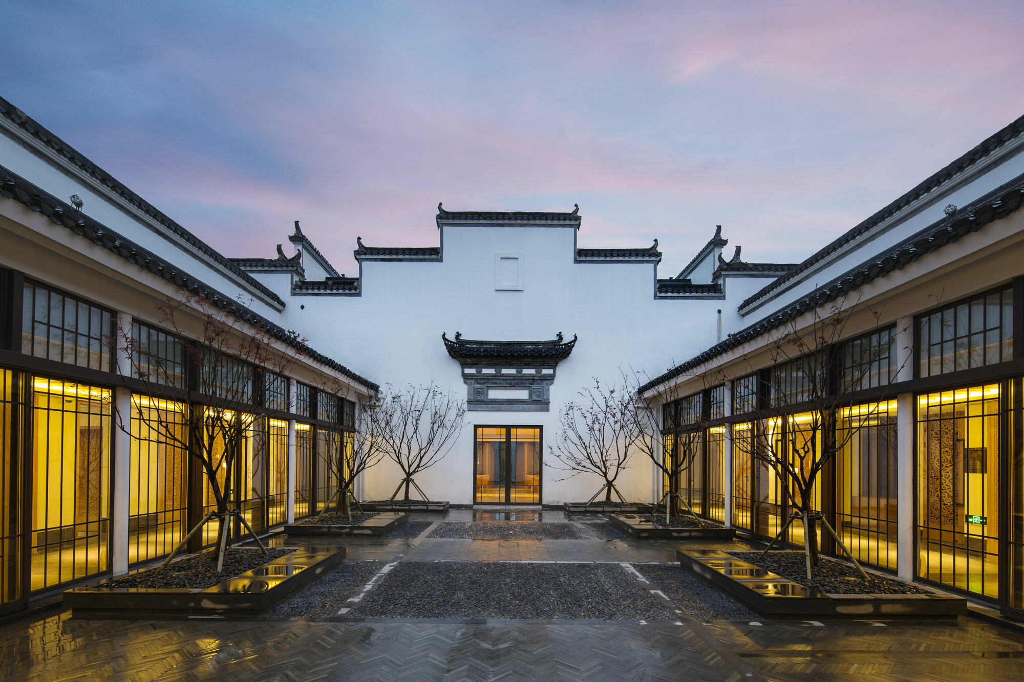 Banyan Tree Hotel Huangshan-The Ancient Charm Of Huizhou, A Paradise Exterior photo